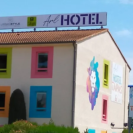 Hotel Urban Style Arl 3*