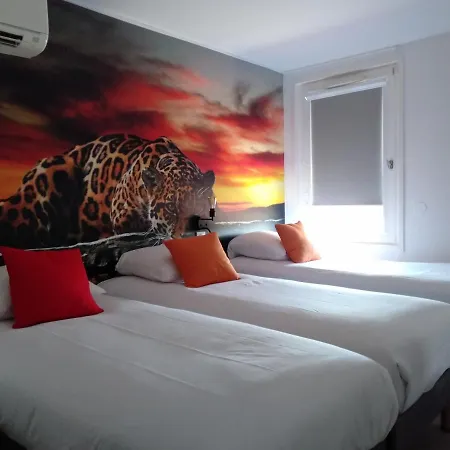 Urban Style Arl Hotel 3*